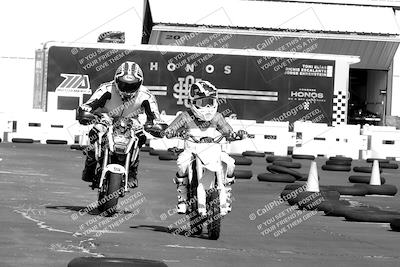 media/Mar-20-2023-Moto Forza (Mon) [[d0bbc59e78]]/Around the Pits/